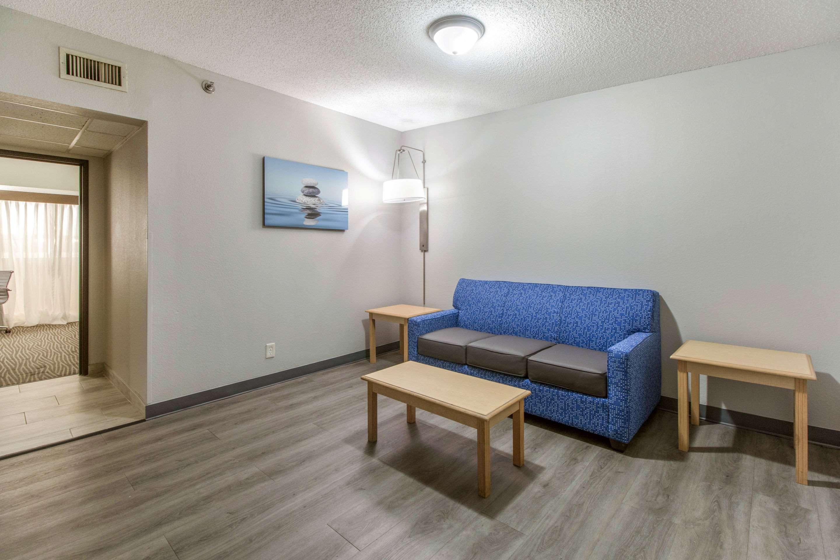 Clarion Hotel Jackson Northwest Luaran gambar