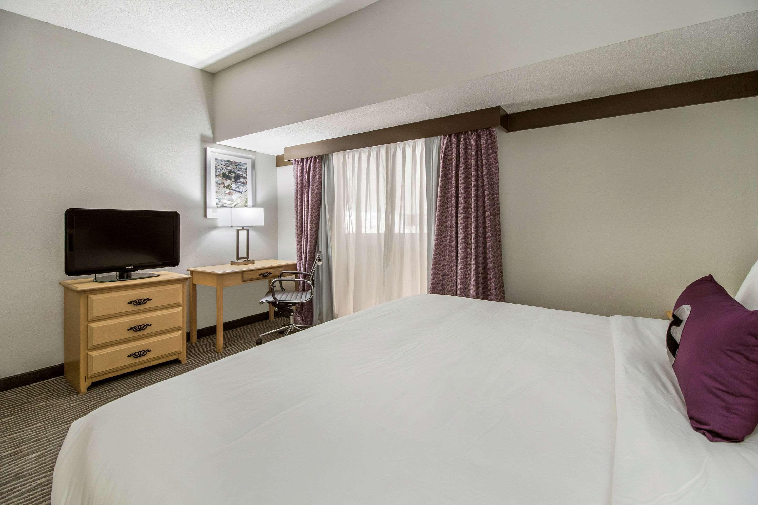 Clarion Hotel Jackson Northwest Luaran gambar