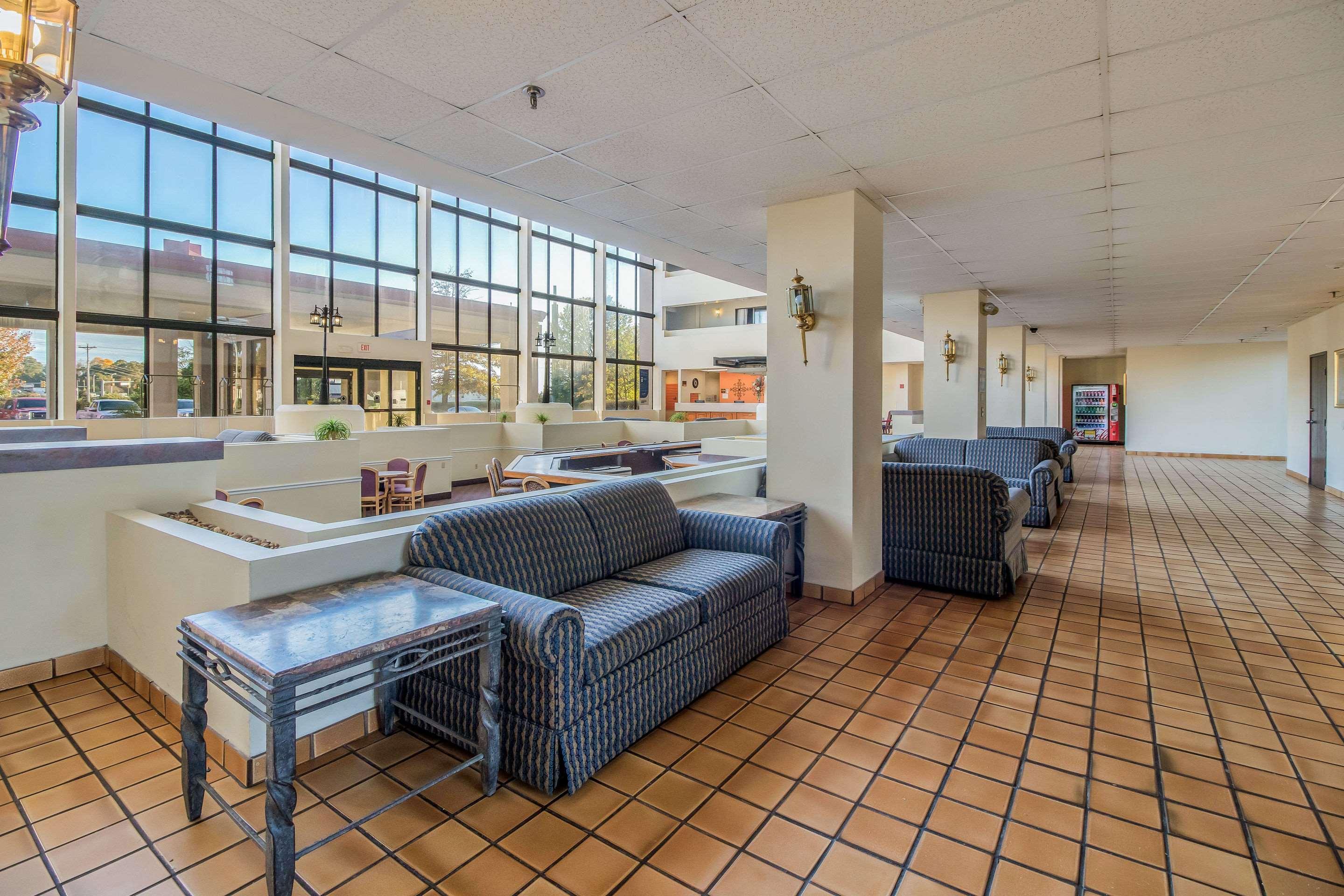 Clarion Hotel Jackson Northwest Luaran gambar
