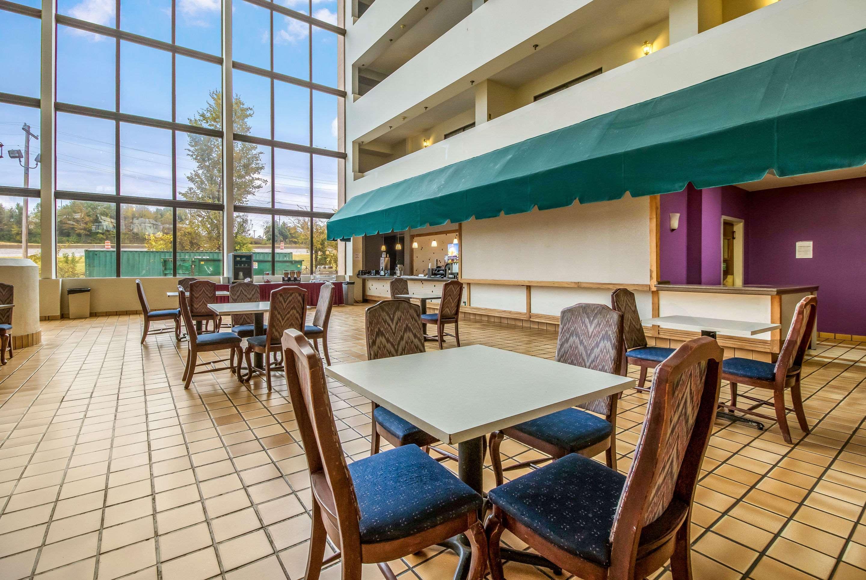 Clarion Hotel Jackson Northwest Luaran gambar